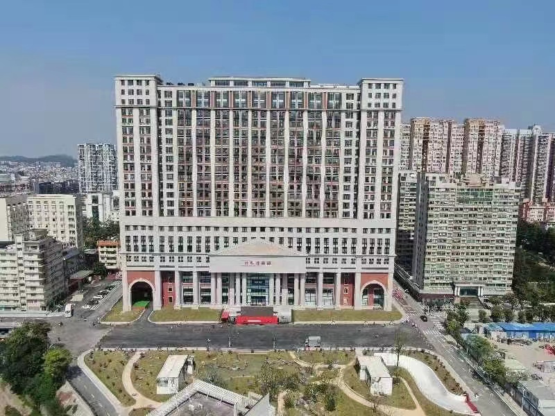 南方醫院醫療綜合樓工程(2019年度廣東省房屋市政工程安全生產文明施工示范工地、2019年度廣東省建設工程項目施工安全生產標準化工地、南方醫科大學南方醫院醫療綜合樓手術室凈化工程榮獲2023年廣東省優秀建筑裝飾工程獎).jpg